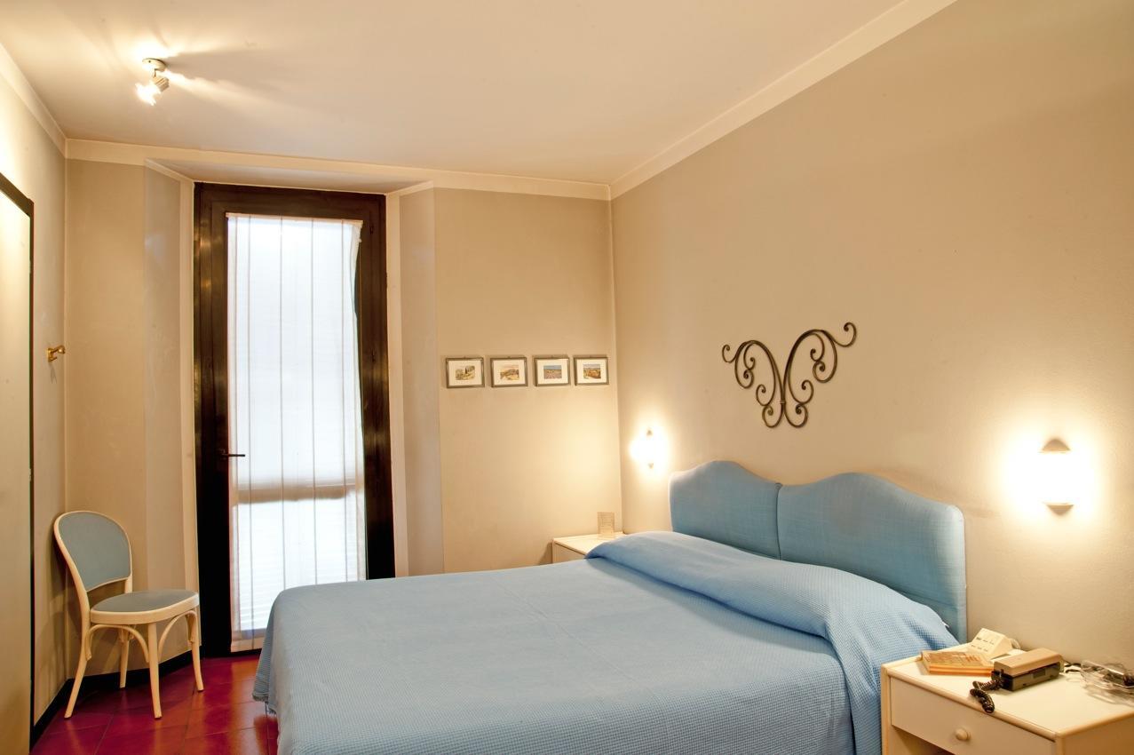 Hotel Locanda Mel Calolziocorte Exterior photo